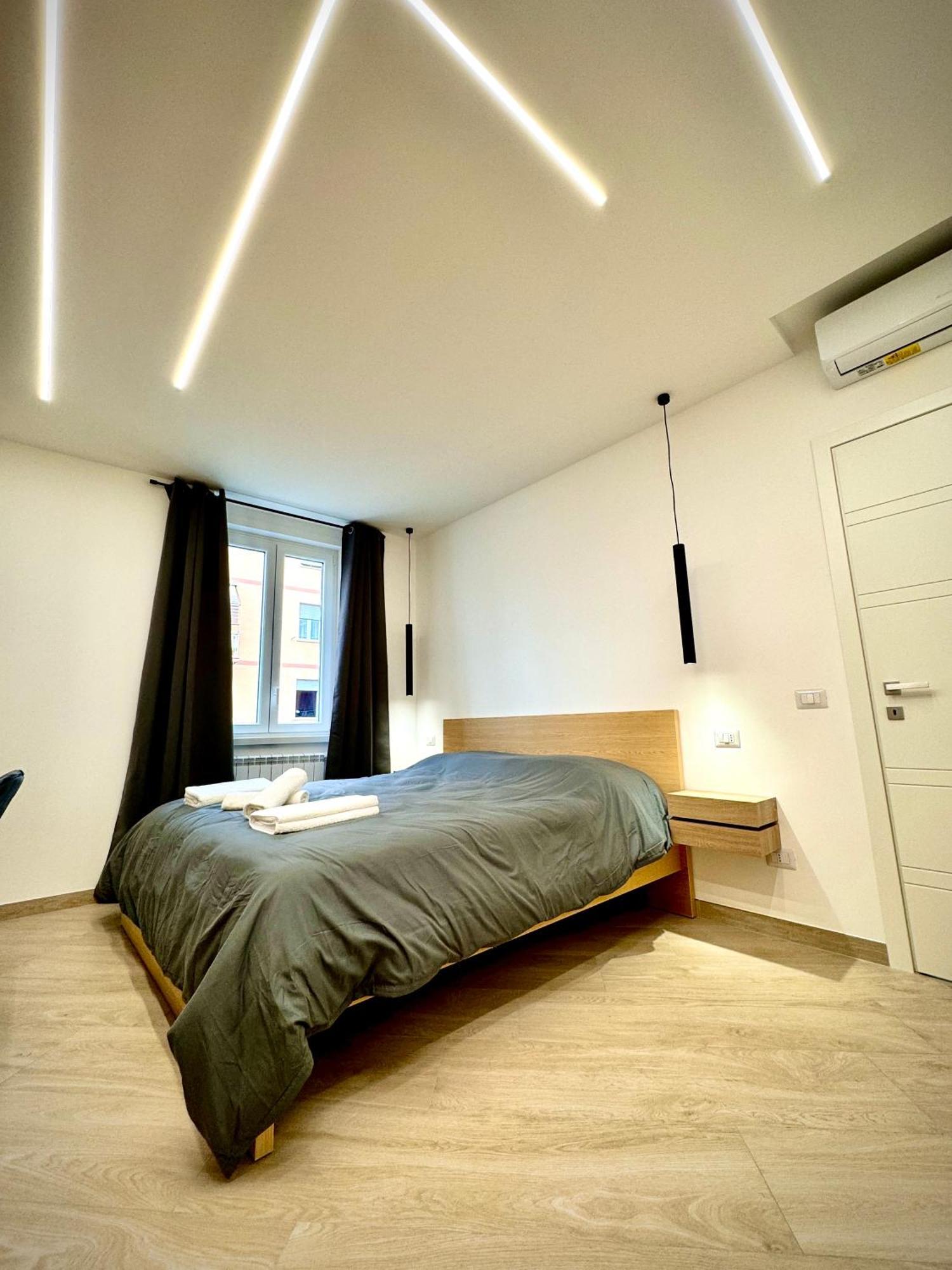 Luxury Apartment Togliatti Rome Bagian luar foto